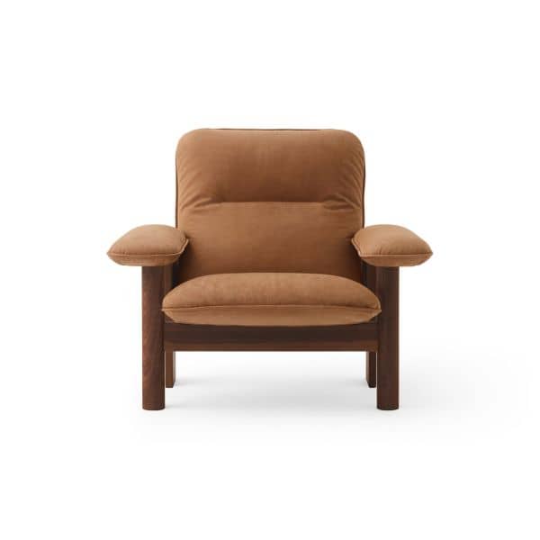 Brasilia Lounge Chair, Farge: Dunes Camel, Farge base: Dark Stained Oak